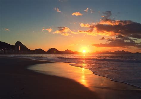 Sunset In Copacabana Beach Mundo De Mari Flickr
