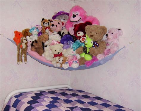 Toys, pillows, stuffed animals and other additional storage. Free Directions to Sew a Stuffed Animal Hammock