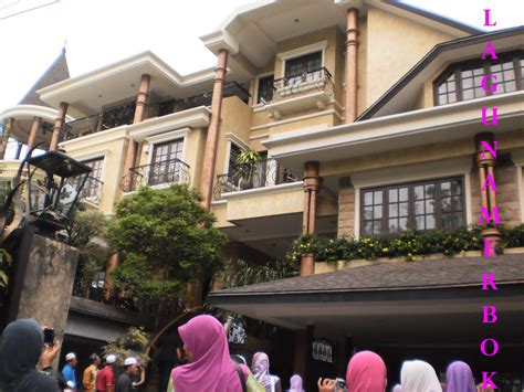 LagunaMerbok: Rombongan Ke Rumah Datuk Siti Nurhaliza.