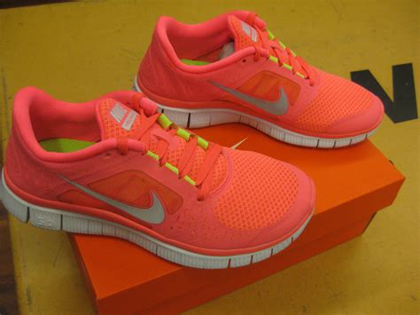 Download klassentreffen 1.0 (2018) full hd online for free on pc, mac, linux, android, and ios. nike free run +3 neon pink?! (Schuhe, nike-free-run)