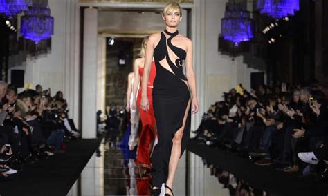 France Votes To Ban Ultra Thin Models In Crackdown On Anorexia Fashion The Guardian