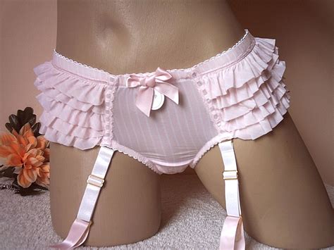 Sexy Baby Pink Soft Ruffle Garter Suspender Panties Frilly Knickers Burlesque M Ebay