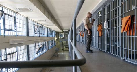 Report Says Arizona Has A Severe Prison Problem