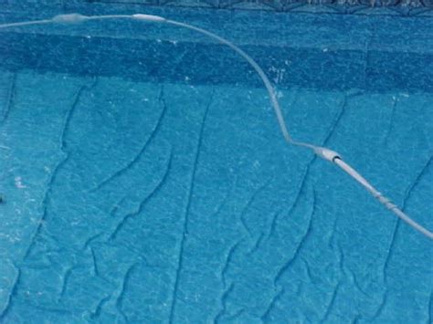 The aboveground pool liners are constructed of top quality vinyl and loaded with u.v. Wrinkles in a Vinyl Liner Pool | InTheSwim Pool Blog