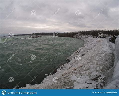 A Massive Ice Storm Hits Niagara Falls Ontario Stock Image Image Of