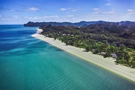 This 4.5 star property offers small meeting rooms, limo/town car service, and audio visual equipment. FOUR SEASONS RESORT LANGKAWI, MALAYSIA (Tanjung Rhu ...