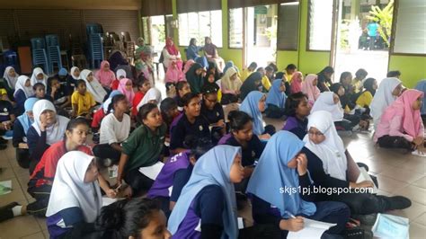 Koleksi soalan peperiksaan percubaan upsr 2018 + skema jawapan upsr 2018 : Bengkel Teknik Menjawab Kertas Matematik UPSR 2018 - SK ...