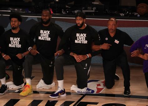 Clippers And Lakers Kneel During National Anthem Orange County Register