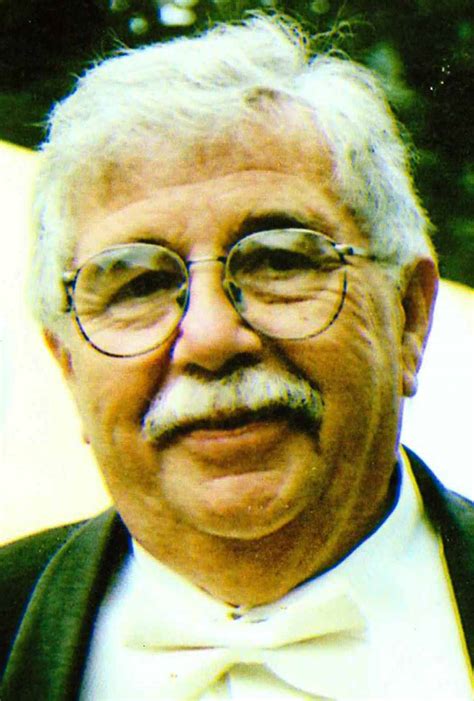 Nejoblíbenějšími herci v televizních reklamách byli v prvním pololetí tomáš jeřábek a tomáš měcháček ze spotů air bank. Obituary of Thomas J. McGuire, Sr. | Hamilton Funeral Home ...