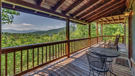 Call today to experience what everybody is talking about! Blue Ridge, North Georgia Cabin Rentals