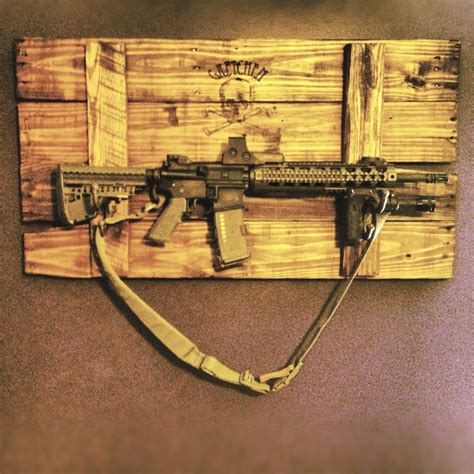 They provide affordable and secure locking gun storage for gun safety at home as well as other places that store firearms. Homemade pallet gun rack. Gretchen is her name, killing is ...