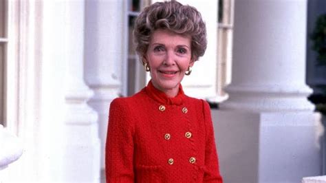 Former First Lady Nancy Reagan Was A Freak Biography Reveals Shes The Throat Goat