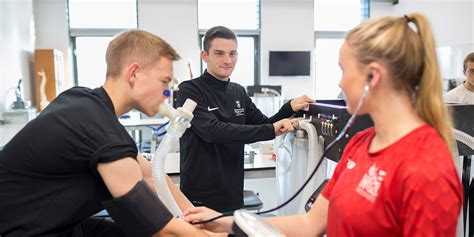 Confirm a nurse, midwife or nursing associate's registration. Thom Phillips - Sports Medicine Doctor - Careers in Sport