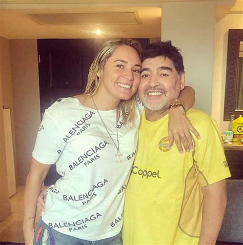 Maradona | rocío oliva volvió a cargar contra claudia villafañe por el velatorio de maradona: Fútbol Internacional: Rocío Oliva: "No sé si estaba ...