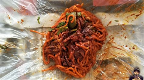 Mee sotong bukit bendera penang penang street food. Mee Sotong Istimewa Hameed 'Pata' Famous di Pulau Pinang