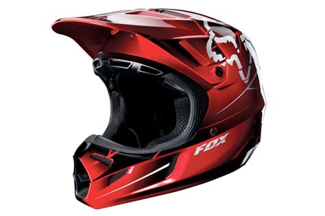 Complete carbon fiber shell construction. Fox V4 Helmet | Dirt Action