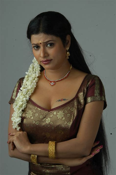 She has worked with directors such as adoor. Shobana Naidu Hot Photo Gallery in Langa Jacket ...