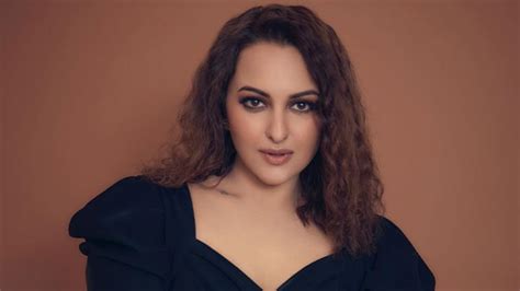We Talk Endlessly About Sonakshi Sinha Takes A Dig At Body Shaming