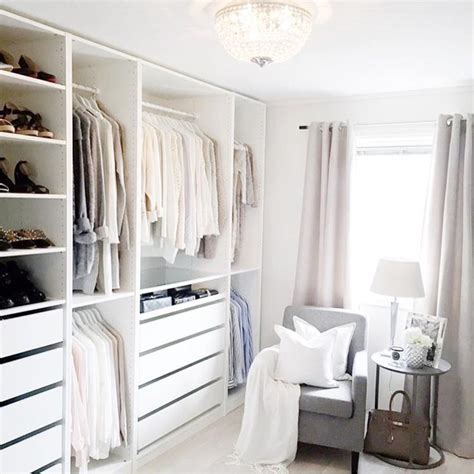 Heute zeige ich dir wie ich mit der konmari methode den kleiderschrank meines sohnes neu organisiere. Ikea 'Pax' open closet @golden_ellie | Home office closet ...