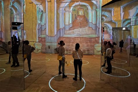 Take A Look Inside Chicagos ‘immersive Van Gogh Exhibition