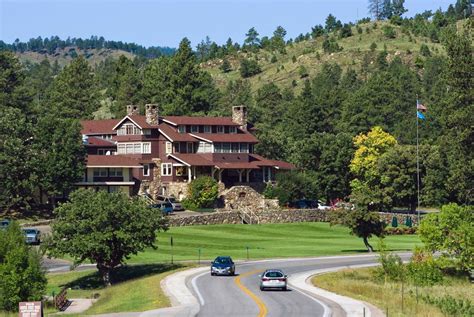 State Game Lodge South Dakota Holidays 20212022 Luxury And Tailor
