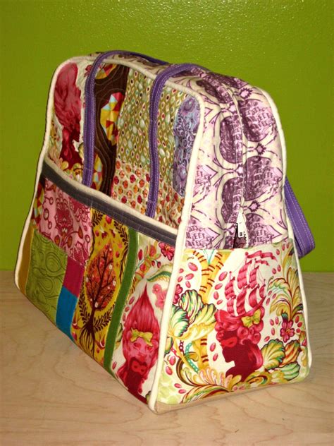 Alimakes The Long Weekender Sew Along Tula Pink Bag Finished Tula Pink