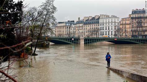 Paris Remains On Flood Alert As River Seine Rises Cnn