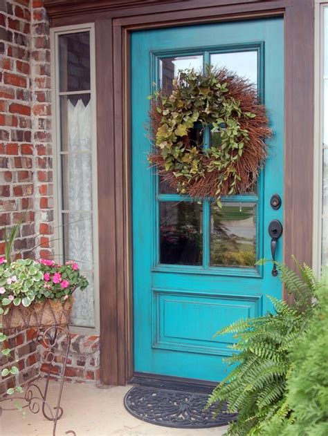 The 7 Most Welcoming Colors For Your Front Door Front Door Paint Colors Painted Front Doors