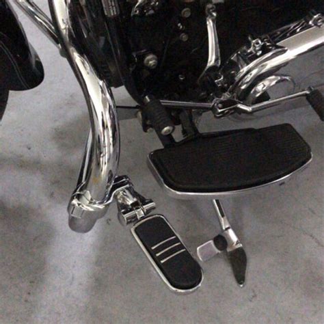Chrome Highway Foot Pegs Pedal Pads Mount For Harley Touring Sporster
