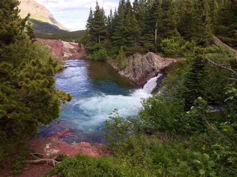 9 Montana Hiking Trails So Beautiful You'll Forget You're Exercising