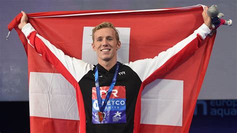 Jérémy desplanches is a swiss swimmer. Korstanje verbetert weer nationaal record en bereikt EK ...