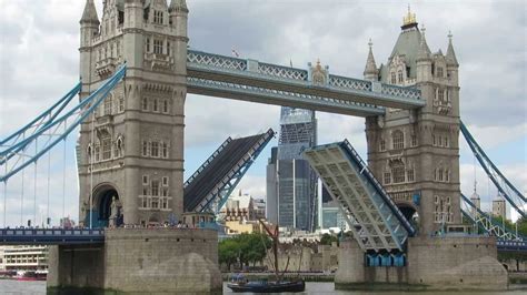 During the construction of the bridge, almost 50 designs were taken into consideration, these 50 designs can be viewed at tower bridge exhibition. Tower Bridge London Opening and Closing - YouTube