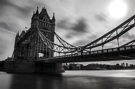 Download London Tower Bridge Blackandwhite Wallpaper