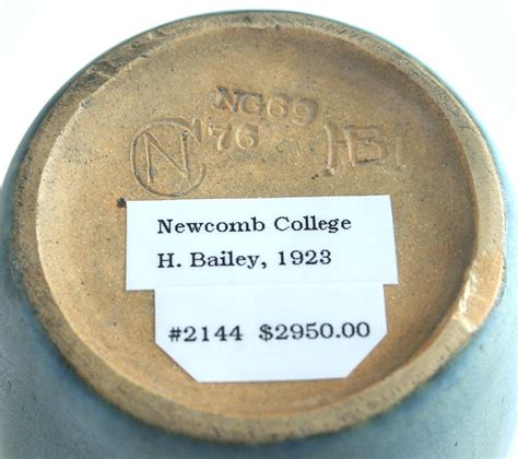 Newcomb College Pottery Floral Vase By Henrietta Bailey For Sale