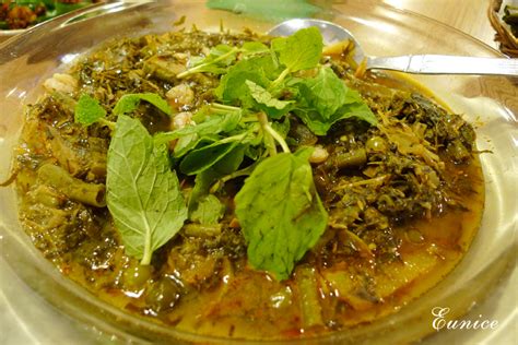 Die nähe zu hervorragenden restaurants macht welche restaurants befinden sich in der nähe von tune hotel kota damansara? 1806: Little Yum Yum @ Kota Damansara