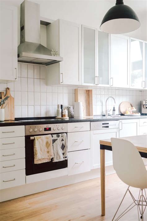 Alte kuche streichen billy regal neu streichen alte ikea kuche. Küchenrenovierung: Aus alt mach neu! | Küchenrenovierung ...