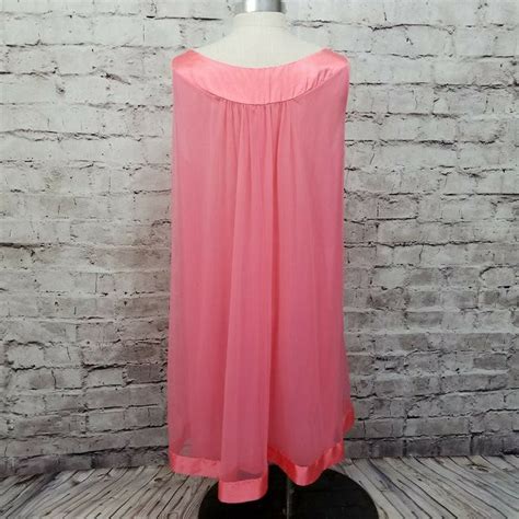 vintage 60 s pink satin nightgown by gossard artemis shop thrilling