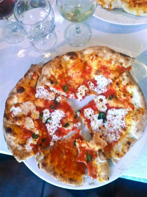 Fantastic pizza is easy to make at home. Basic Neapolitan Pizza Dough Recipe — Dishmaps