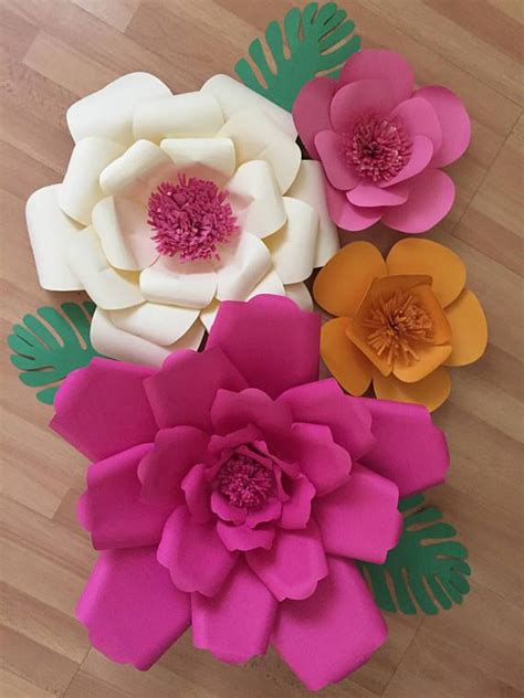 Paper flower wall decor have features and prices that will help you serve your personal or business needs while. Moana theme party flowers for backdrop | Paper flower art, Paper flowers, Flowers