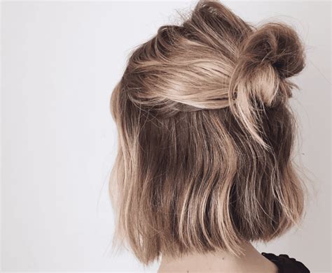 The most common side effects of bleaching, tobia says, are redness, itching, bumps, burning, blisters, hives, dry skin and swelling. Bleaching Your Own Hair Is Risky—Try These Safe Lightening ...