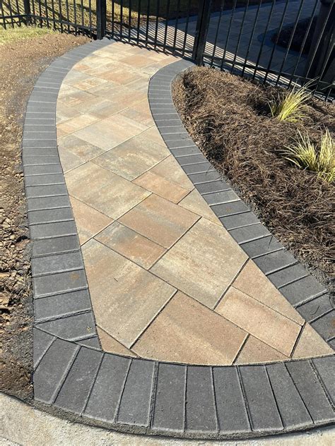 Belgard Dimensions 18 Pattern