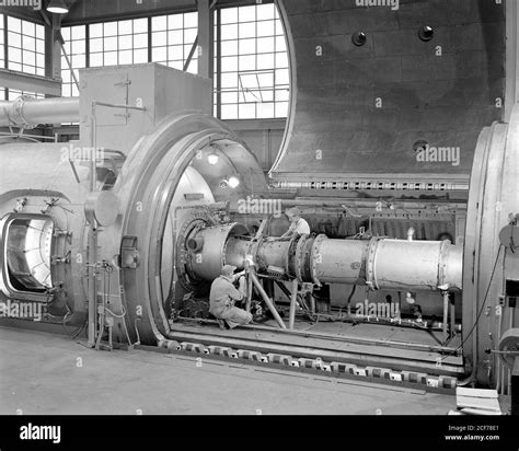 1940s Jet Engine Black And White Stock Photos And Images Alamy