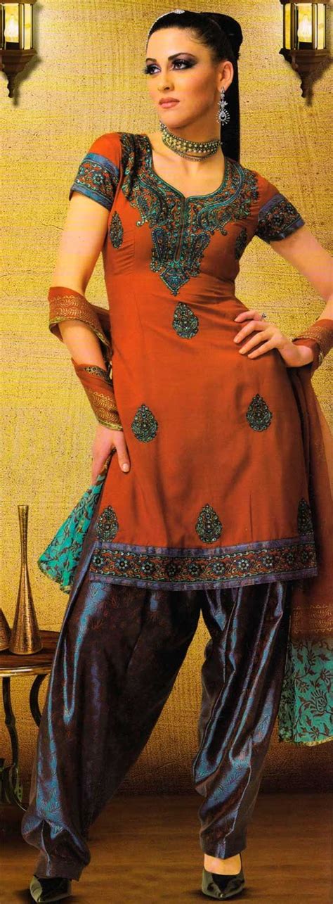 Embroidery Kameez With Silk Salwar Party Salwar Kameez ~ Ladies Fashion Style