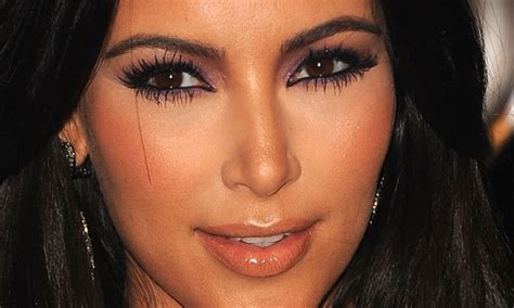 Top 5 Os Melhores Momentos De Kim Kardashian Claudia