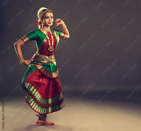 beautiful indian girl dancer of indian classical dance bharatanatyam culture and traditions of
