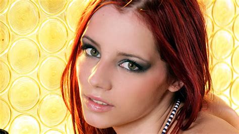 Ariel Alluring Sweet Czech Model Gorgeous Beautiful Beauty Woman Hop Face Lips