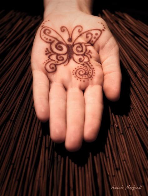 Henna Tattoo Great Henna Butterfly On Hand Henna Tattoo Designs