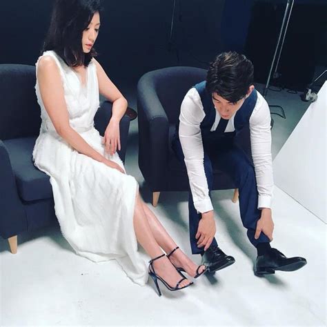 Kredit umožní i stahování neomezenou rychlostí. 贾静雯裙䙓滑开露出美腿 修杰楷低头猛盯着看|修杰楷|贾静雯|美腿_新浪娱乐_新浪网