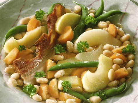 Bohneneintopf mit Speck und Birne Rezept