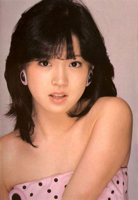 pin by diego alcaraz on akina nakamori 中森明菜 beauty people asian models female celebrities
